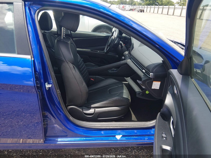 2025 HYUNDAI ELANTRA HYBRID LIMITED — Photo 5