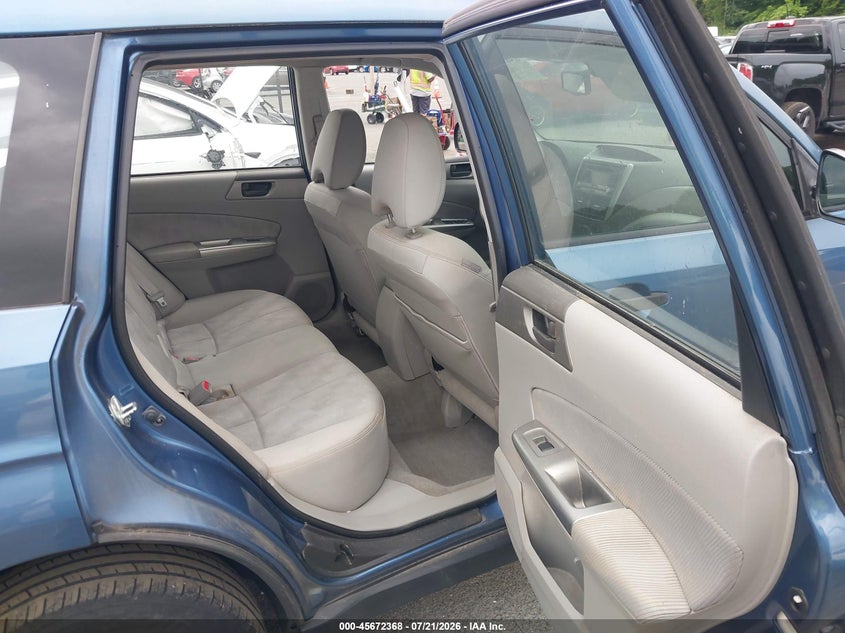 2010 Subaru Forester 2.5X VIN: JF2SH6AC2AH747004 Lot: 45672368