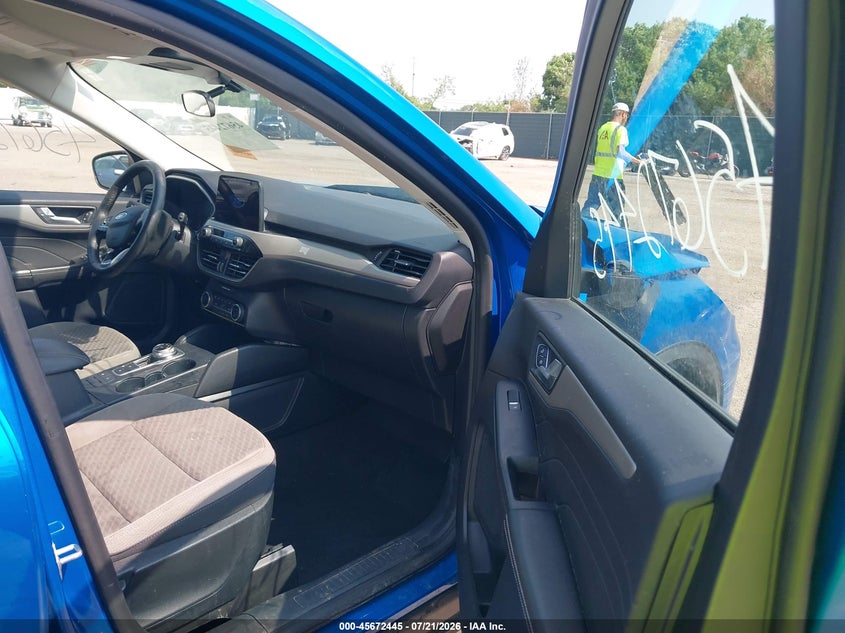 2021 FORD ESCAPE auction photo 5