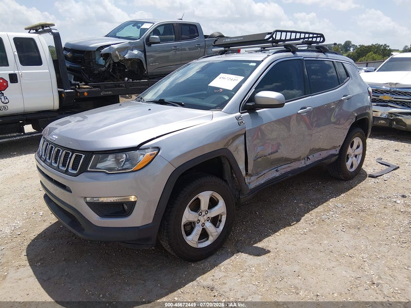 2018 Jeep Compass Latitude 4X4 VIN: 3C4NJDBB7JT114140 Lot: 45672449