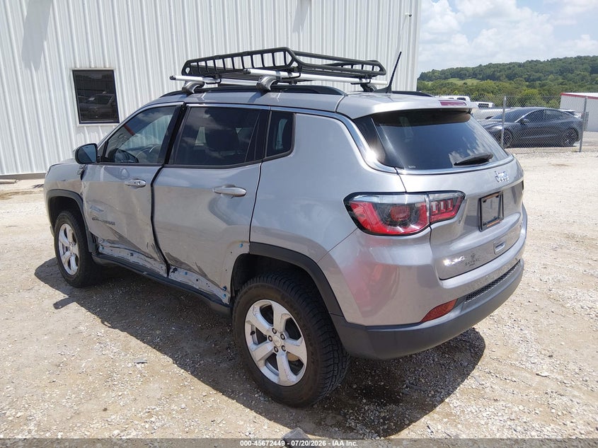 2018 Jeep Compass Latitude 4X4 VIN: 3C4NJDBB7JT114140 Lot: 45672449
