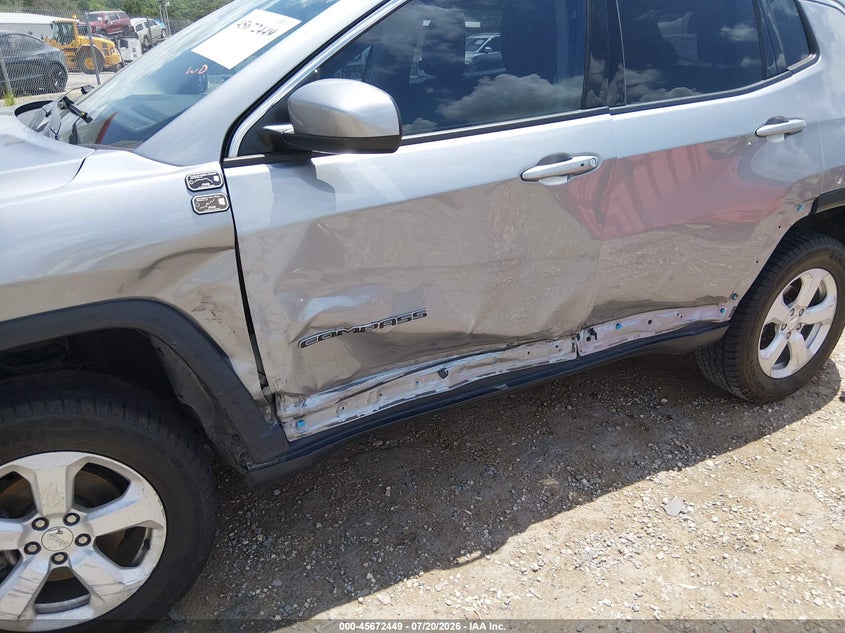 2018 Jeep Compass Latitude 4X4 VIN: 3C4NJDBB7JT114140 Lot: 45672449