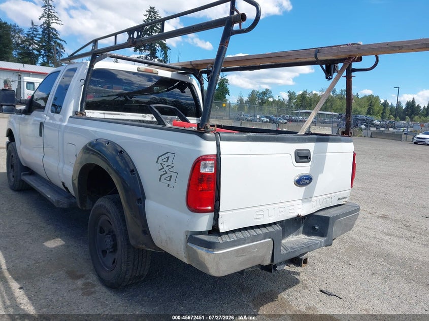 2011 FORD F-350 auction photo 3