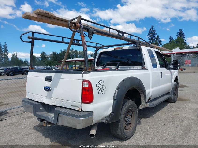 2011 FORD F-350 auction photo 4