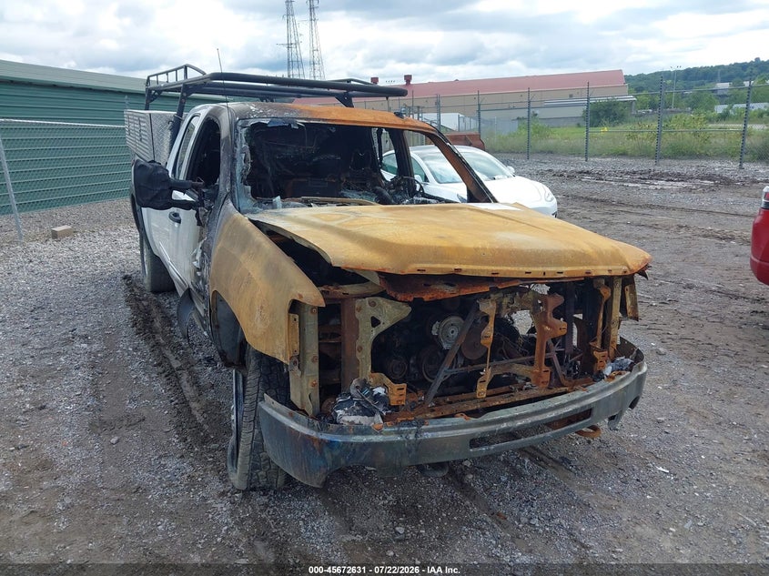 2010 GMC SIERRA 2500HD auction photo 6
