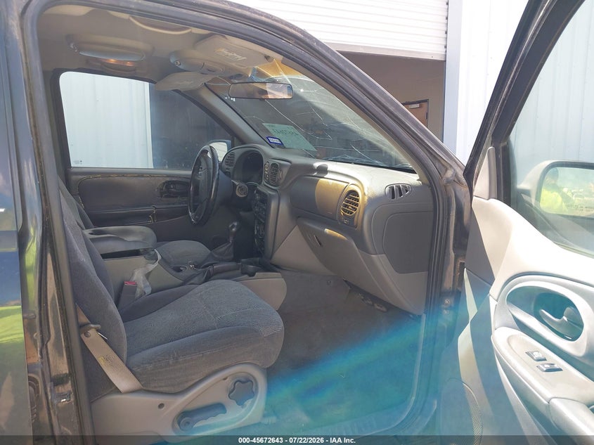 2003 CHEVROLET TRAILBLAZER EXT auction photo 5
