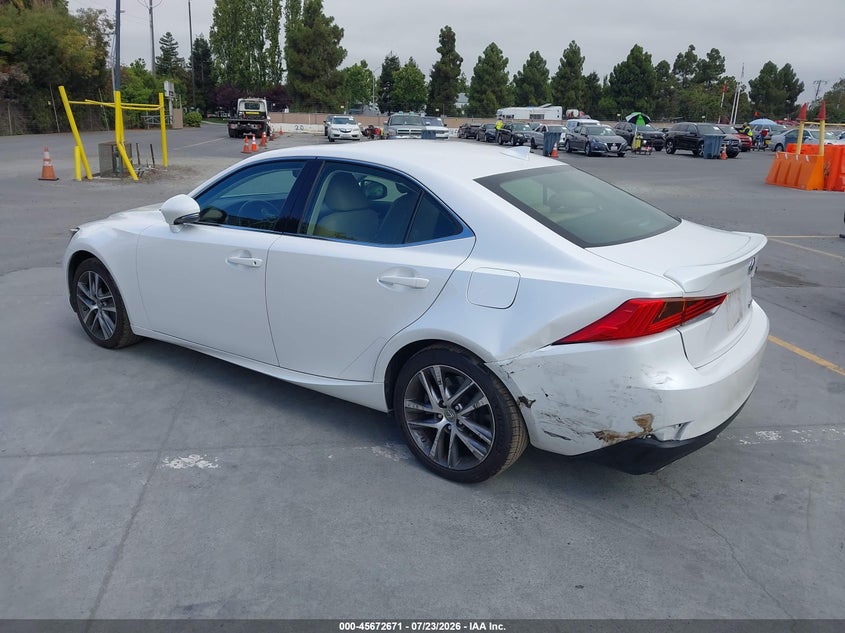 Vin: jthba1d26k5086085, lot: 46171271, lexus is 300 20193
