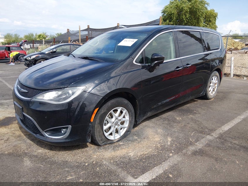 Vin: 2c4rc1fg2lr124189, lot: 46171348, chrysler pacifica touring 20202