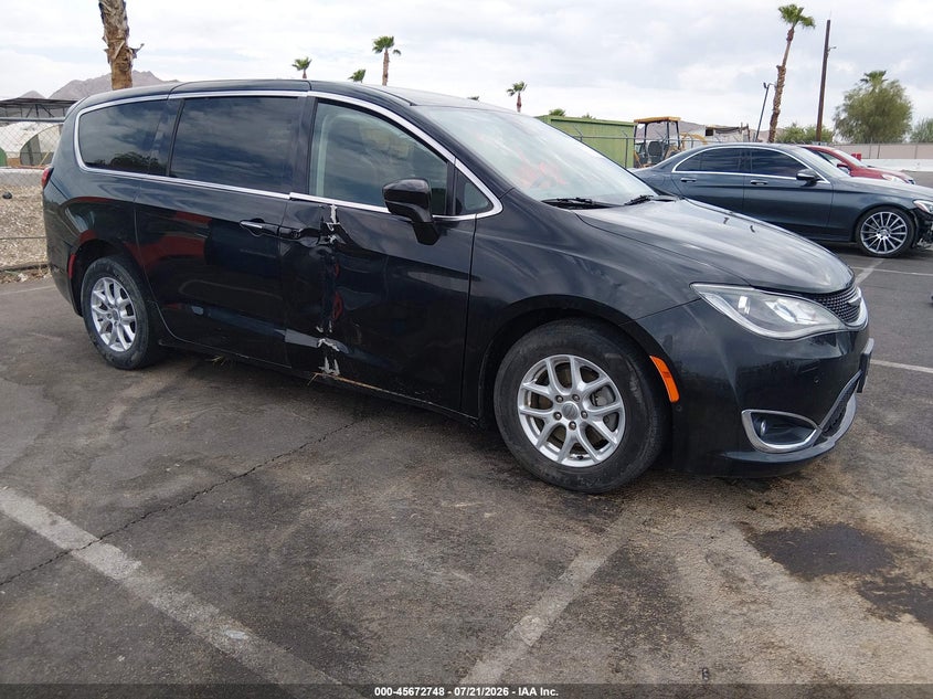 Vin: 2c4rc1fg2lr124189, lot: 46171348, chrysler pacifica touring 2020 img_1