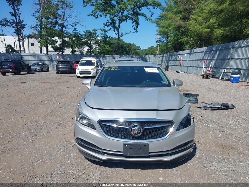 2018 Buick Lacrosse Essence VIN: 1G4ZP5SZ6JU125103 Lot: 45672820