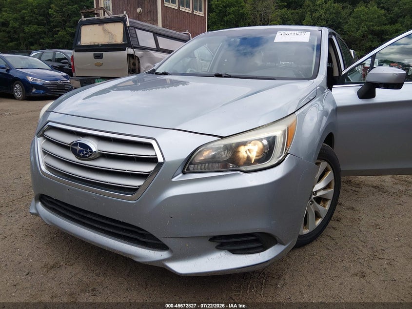 2017 SUBARU LEGACY auction photo 6