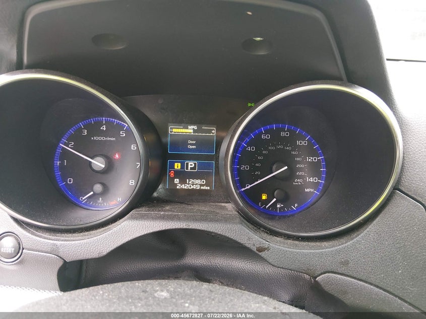 2017 SUBARU LEGACY auction photo 7
