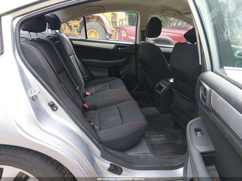 2017 SUBARU LEGACY auction photo 8