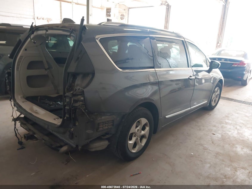 Vin: 2c4rc1eg2hr811004, lot: 46171440, chrysler pacifica touring-l plus 20174