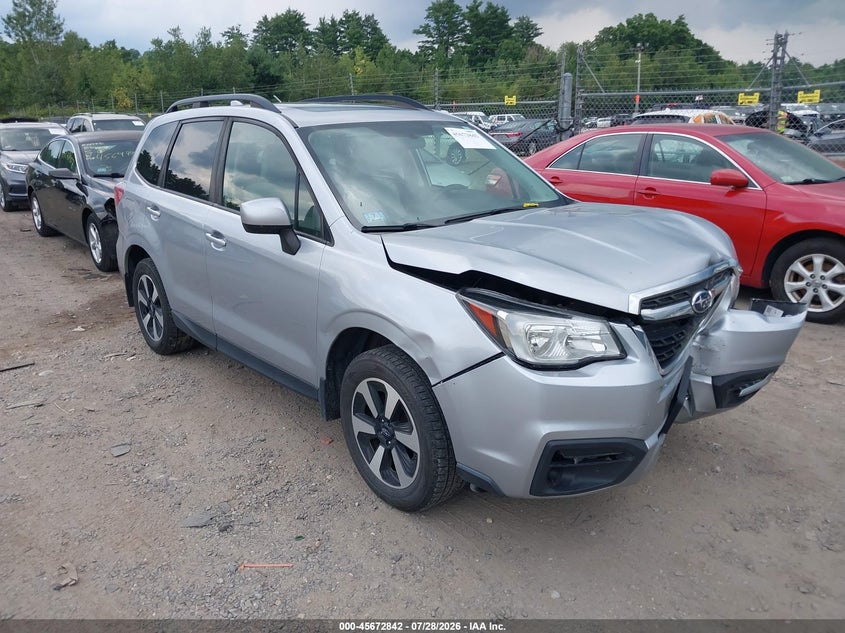 Vin: jf2sjaec4jg488880, lot: 46171442, subaru forester 2.5i premium 2018 img_1