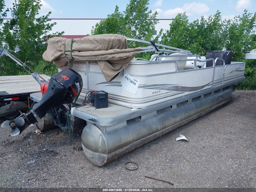 2001 PONTOON 203 auction photo 4
