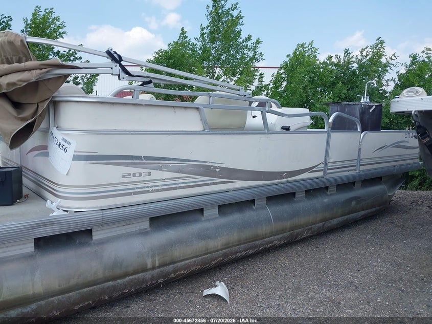 2001 PONTOON 203 auction photo 6