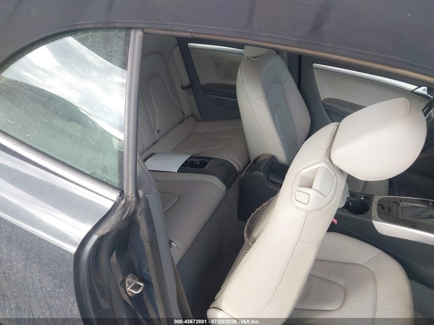 2010 AUDI A5 auction photo 8