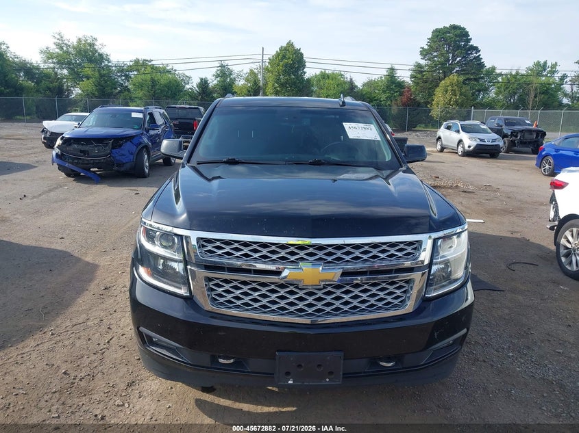 CHEVROLET SUBURBAN - zdjęcie 12