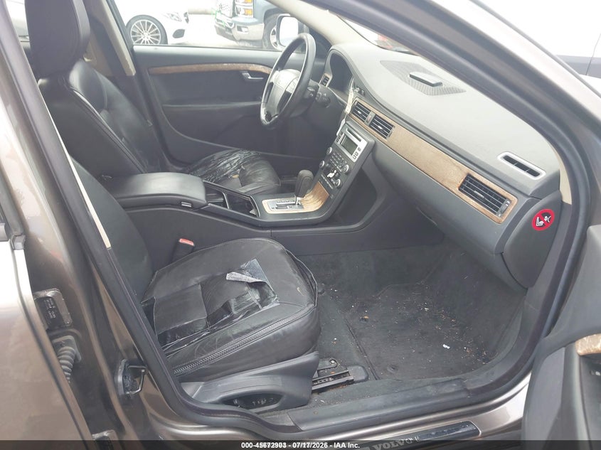VOLVO XC70 2009 VIN YV4BZ992791049501