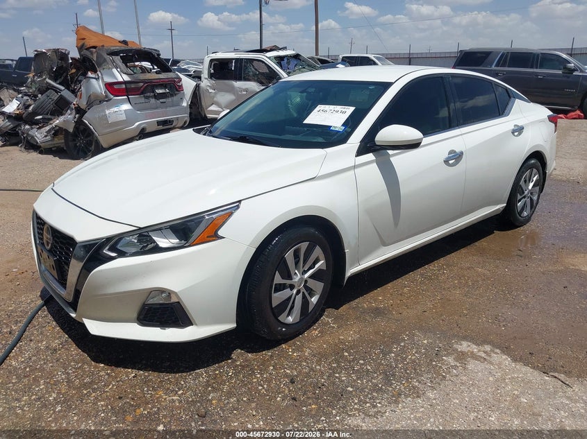 2019 Nissan Altima, Normal Wear & Tear, IAAI, VIN 1N4BL4BV9KC254071 — photo 2