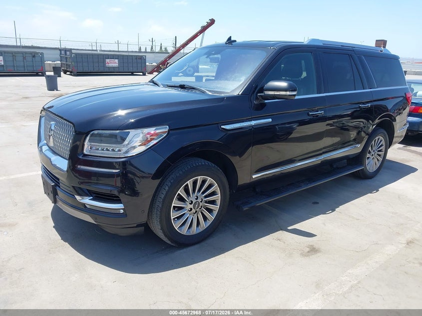 5LMJJ3MT3LEL07475 2020 Lincoln Navigator Standard L photo 1