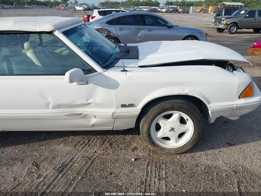 1993 Ford Mustang Lx VIN: 1FACP44E4PF198438 Lot: 45672985