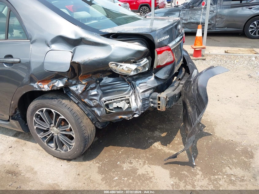 2013 TOYOTA COROLLA SEDAN 1.8L I-4 DOHC, VVT, 132HP
