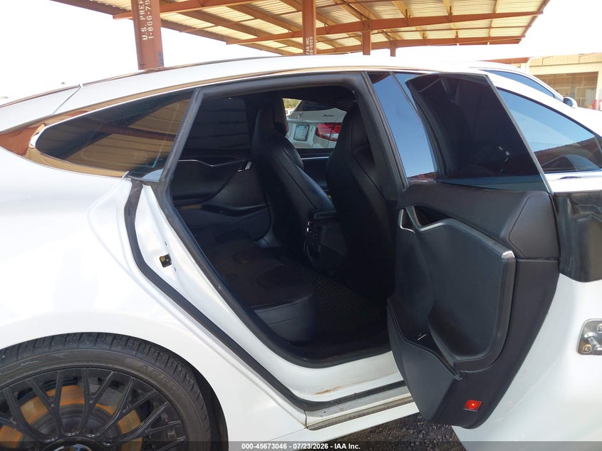 2016 TESLA MODEL S auction photo 8
