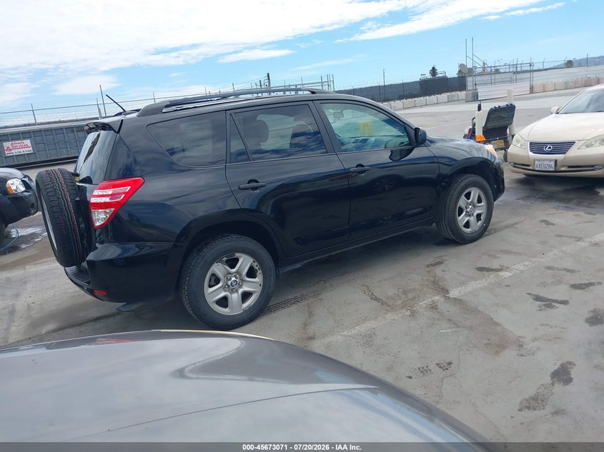 2011 TOYOTA RAV4 auction photo 4
