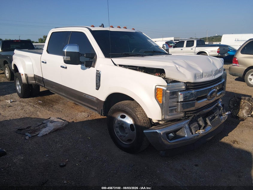 2019 FORD F-350 KING RANCH