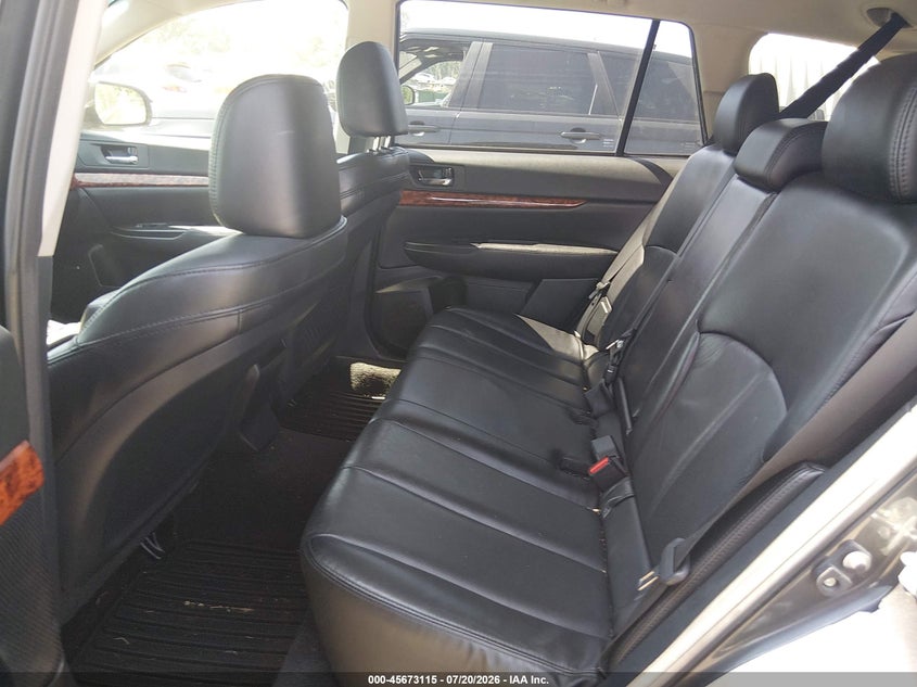 2011 SUBARU OUTBACK auction photo 8