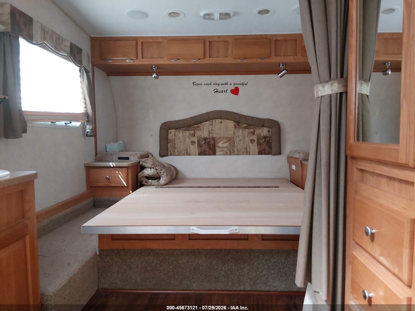 2009 OTHER FLAGSTAFF BY FOREST CLASSIC SUPER LITE 8 TRAILER N/A