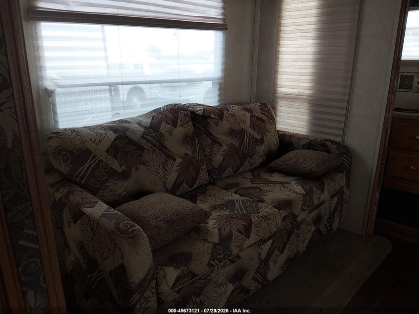 2009 OTHER FLAGSTAFF BY FOREST CLASSIC SUPER LITE 8 TRAILER N/A