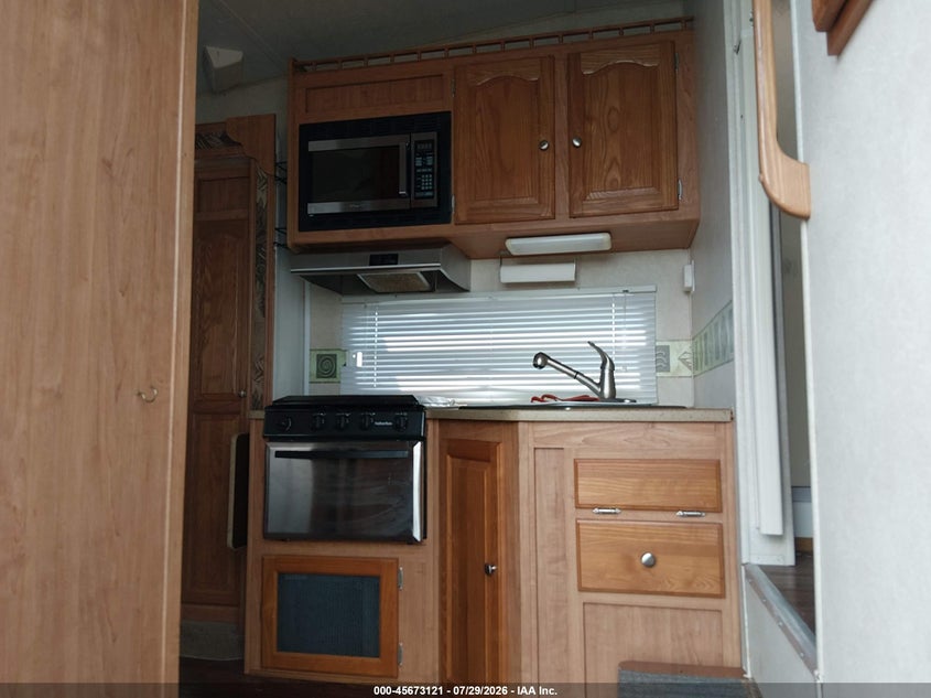 2009 OTHER FLAGSTAFF BY FOREST CLASSIC SUPER LITE 8 TRAILER N/A