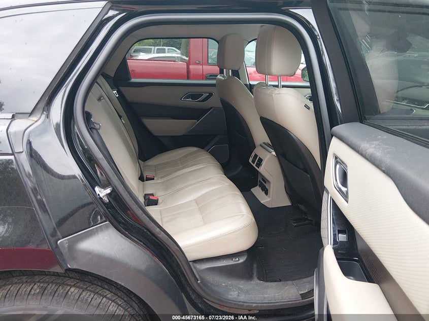 2018 LAND ROVER RANGE ROVER VELAR auction photo 8