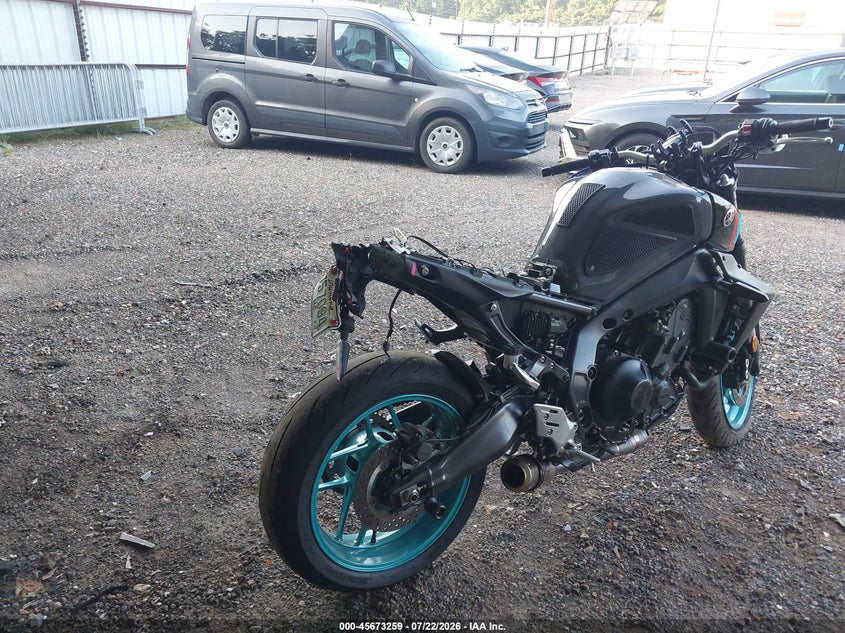 2023 YAMAHA MT09 auction photo 4