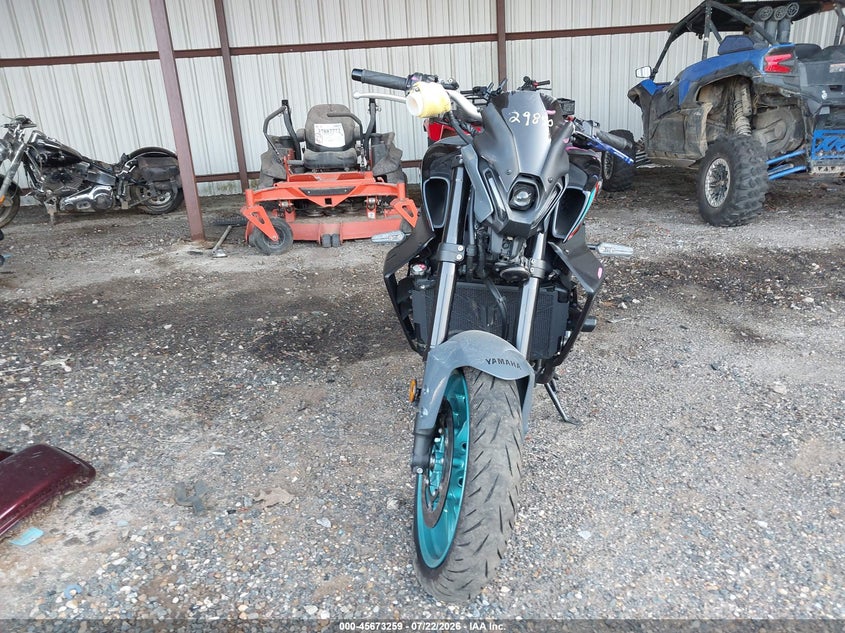 2023 YAMAHA MT09 auction photo 5