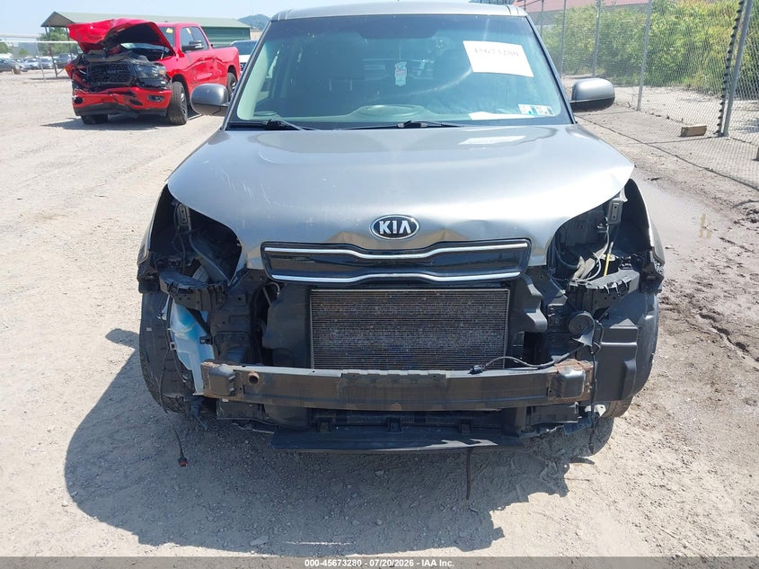 2018 Kia Soul + VIN: KNDJP3A54J7539774 Lot: 45673280