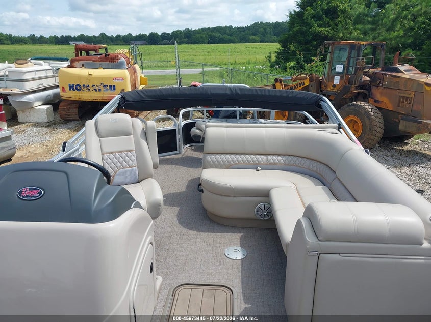 2022 RANGER PONTOON auction photo 8
