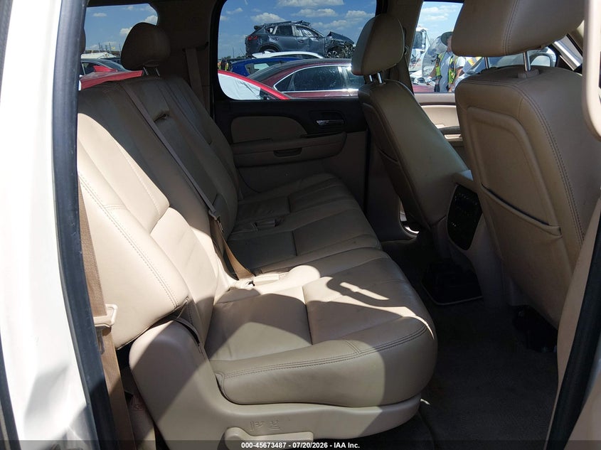 2009 GMC Yukon Xl Slt W/4Sb VIN: 1GKFK363X9R252052 Lot: 45673487
