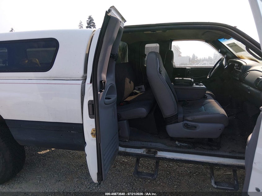 1998 Dodge Ram 2500 St VIN: 1B7KF2365WJ251232 Lot: 45673548
