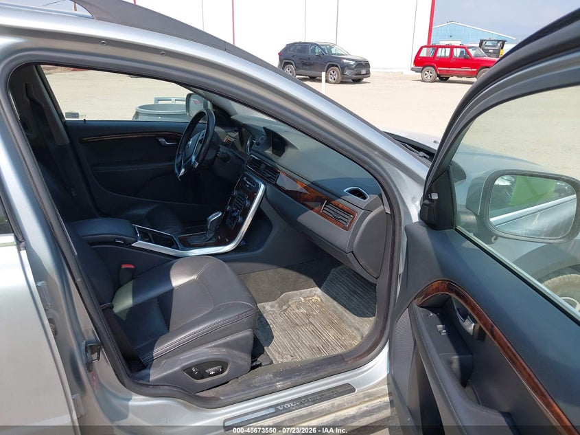 2013 VOLVO XC70 auction photo 5