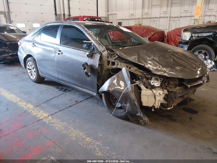 2015 TOYOTA CAMRY auction photo 1