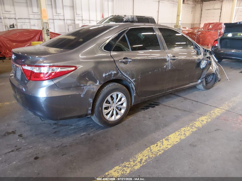 2015 TOYOTA CAMRY auction photo 4