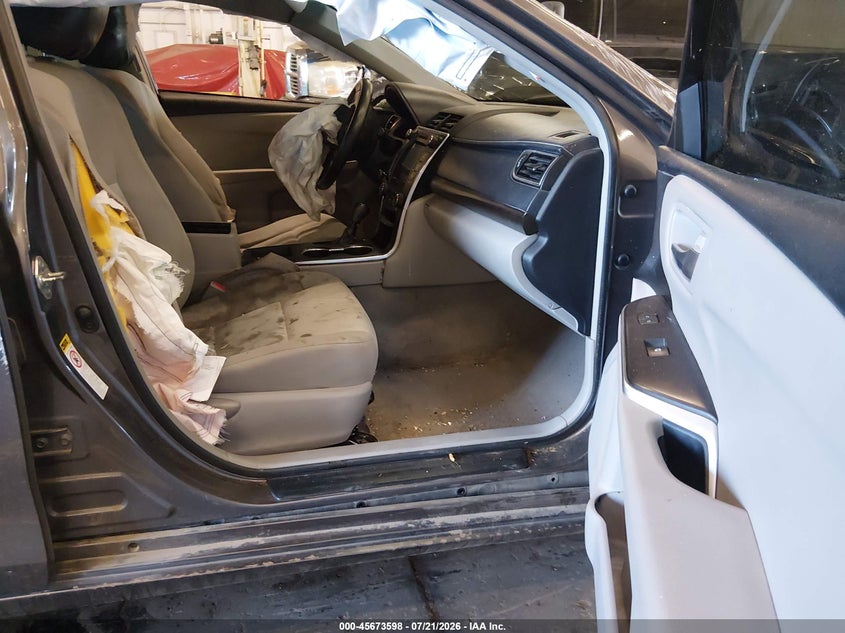 2015 TOYOTA CAMRY auction photo 5