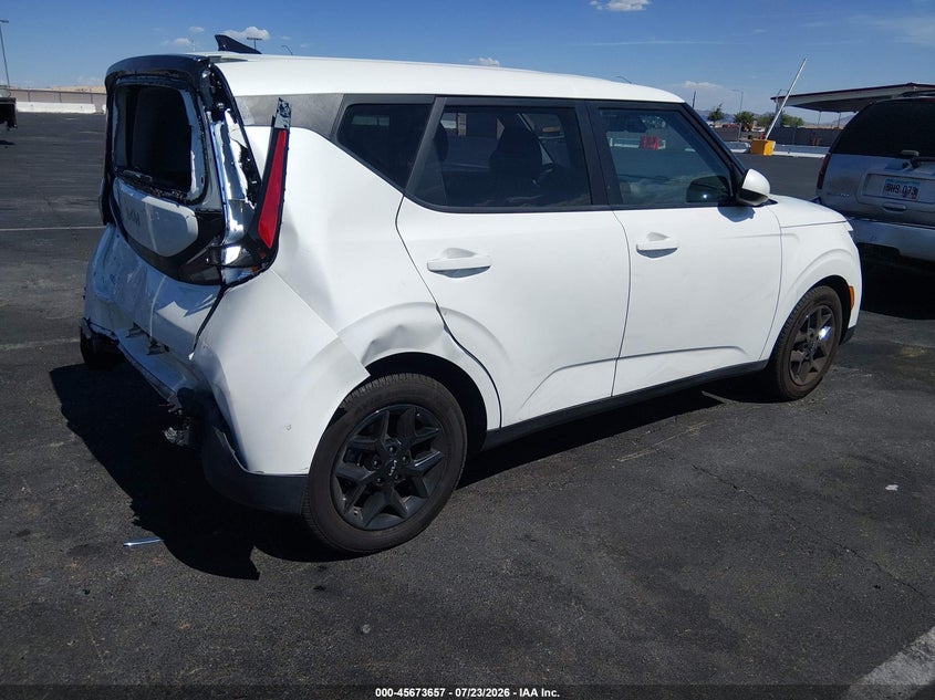 Vin: kndj23au6p7877367, lot: 46172257, kia soul lx 20234