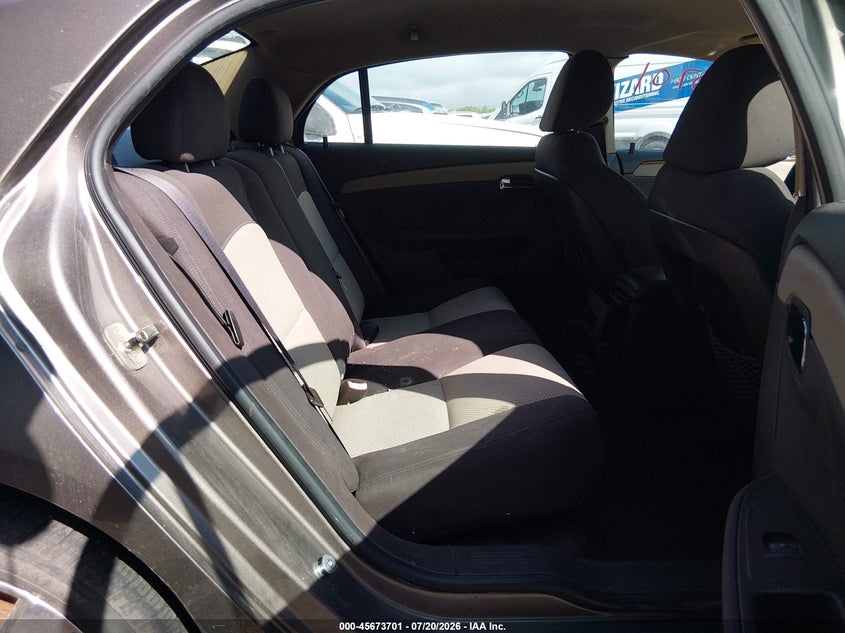 2011 CHEVROLET MALIBU auction photo 8