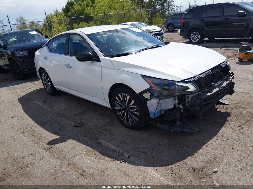 2025 Nissan Altima