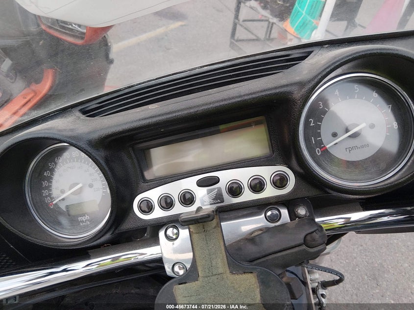 2001 HONDA GL MOTO 6